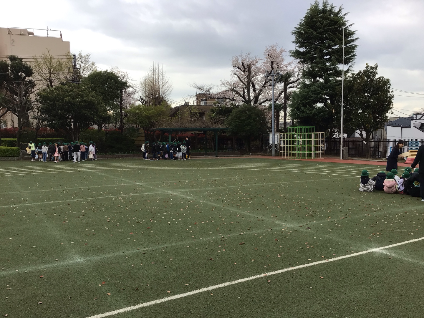校庭2_在校生
