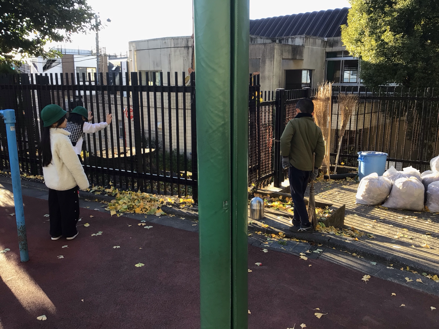 ICT_学校ホームページ_非常勤講師10（伊藤小学校）_2025年12月17日のノート_4